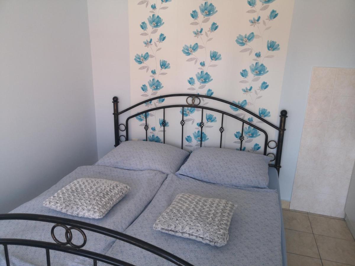 Veľký MederHodosi Apartmanアパートメント エクステリア 写真